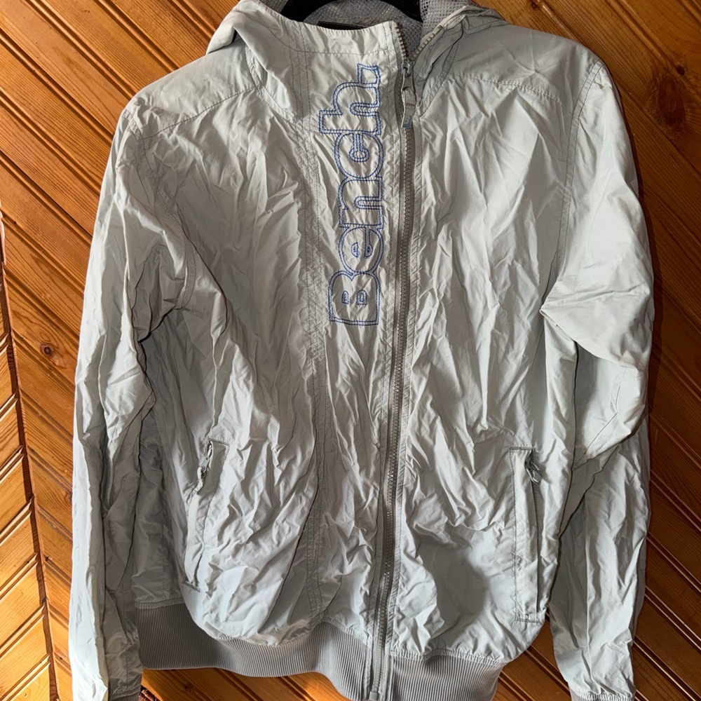 GREY BENCH windbreaker size medium.